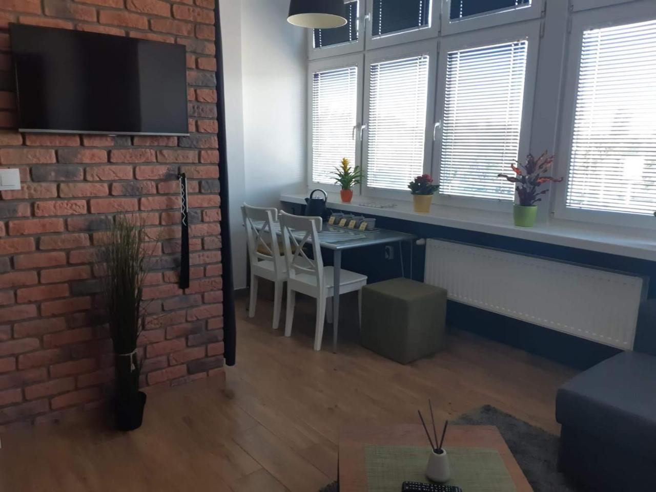 Hostel W5 Poznań Exteriör bild