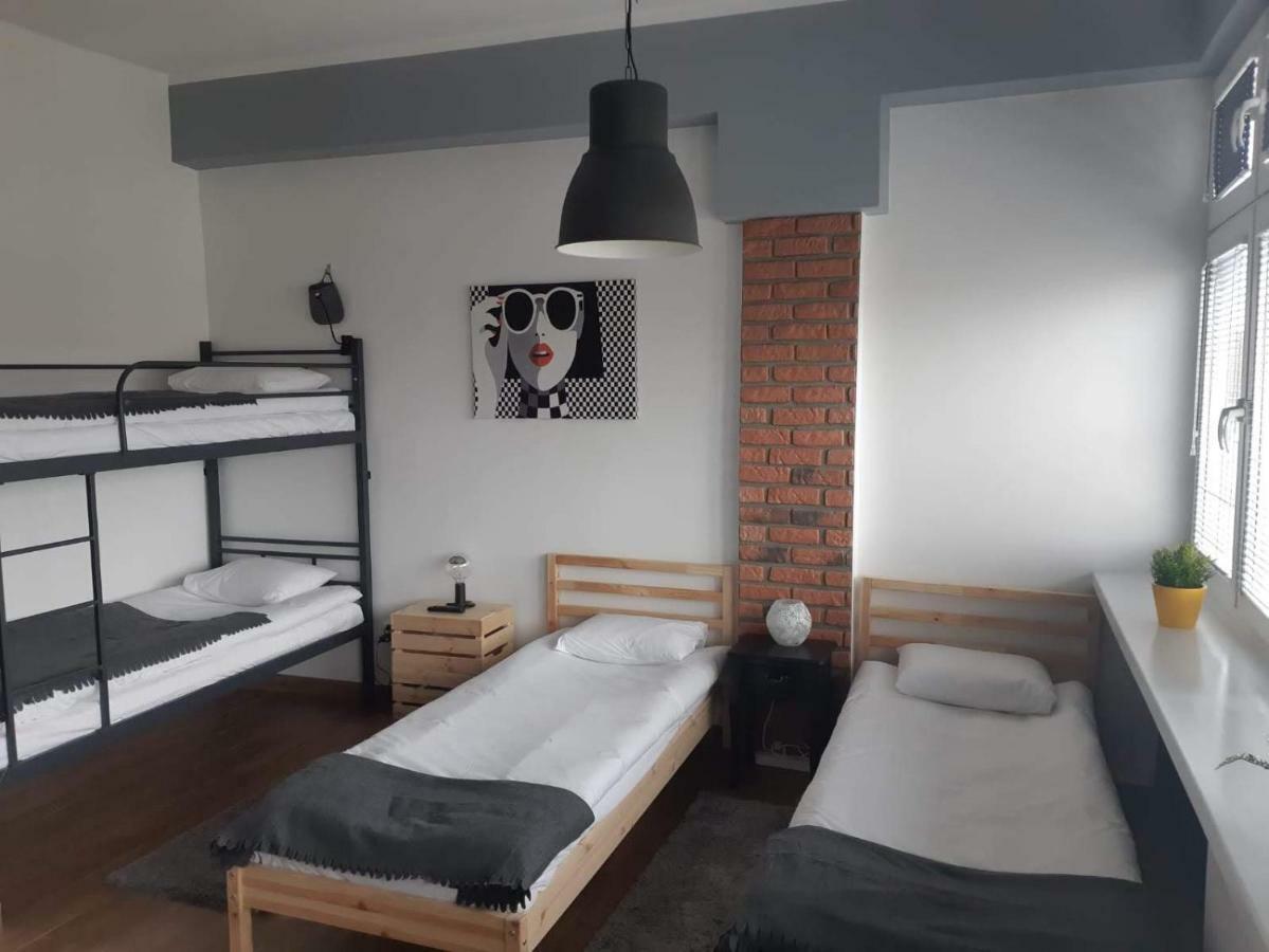 Hostel W5 Poznań Exteriör bild
