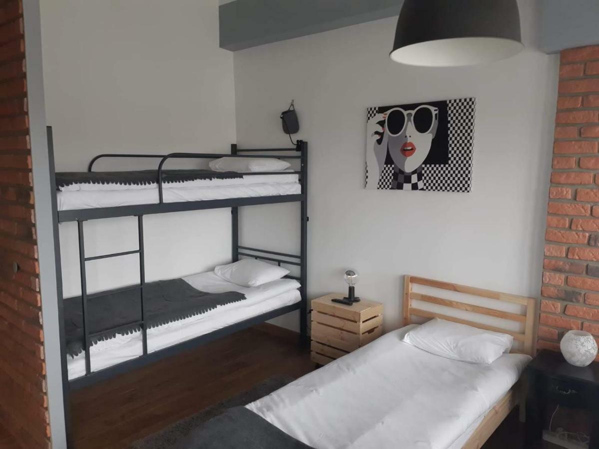 Hostel W5 Poznań Exteriör bild